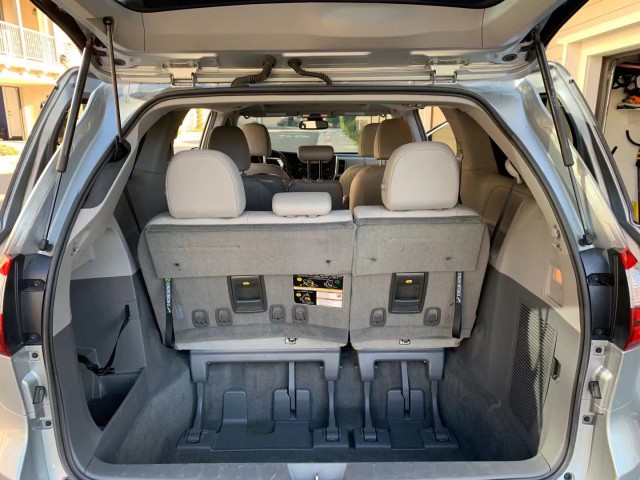 2019 Toyota Sienna XLE